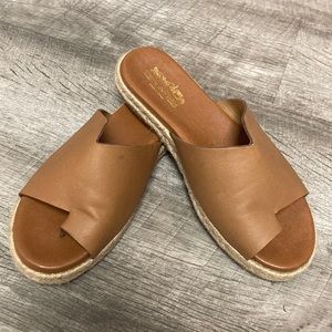 Coach tan sandals